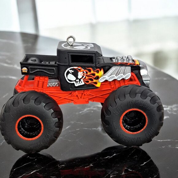Hallmark 2024 Keepsake Ornament Hot Wheels Monster Trucks Bone Shaker - Picture 10 of 13